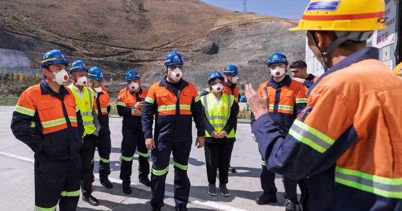 Azərbaycan nümayəndə heyəti Qırğızıstanda “Altynken” qızıl mədəni və affinaj zavodu ilə tanış olub FOTO