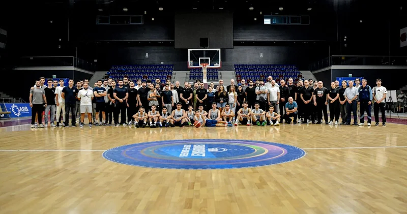Bakıda basketbol məşqçiləri üçün seminar və imtahan keçirilib