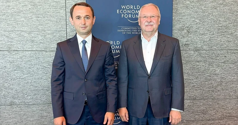 AZCON Dünya İqtisadi Forumu ilə rəqəmsal transformasiya və süni intellekt üzrə əməkdaşlığı genişləndirir