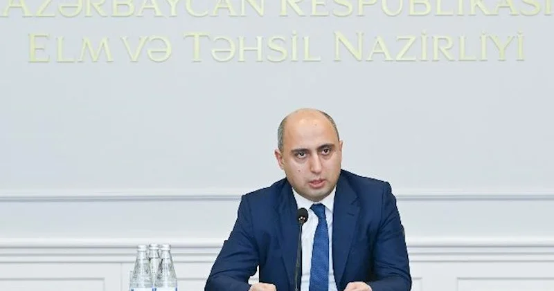Elm və təhsil naziri: 600 məktəbdə 40 dan çox şagird təhsil alır