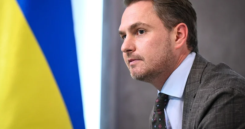 Зеленский призывает уйти в отставку генпрокурора Украины