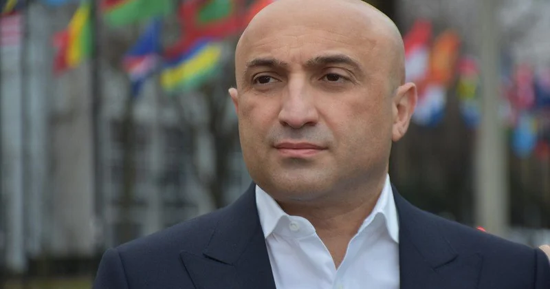 Zelenski qaçan prokurorun yerinə kimi təyin edəcək? Namizədlər arasında azərbaycanlı da var