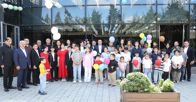 Suraxanıda şəhid övladları ilə görüş keçirildi Fotolar