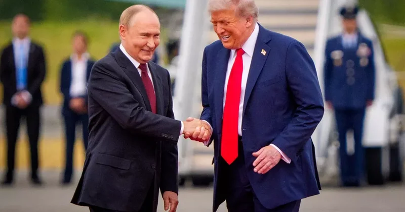 Трамп оценил свои отношения с Путиным