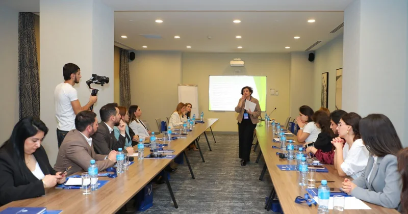 “Sosial media: Məsuliyyət və həssas yanaşma” mövzusunda təlim təşkil olunub