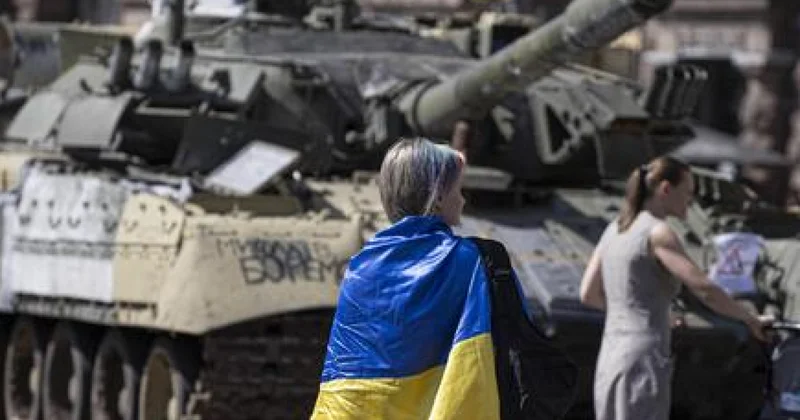 Все меньше военной помощи Украине
