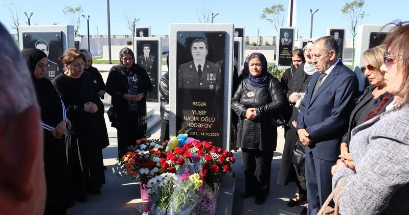Hərbi Memorial Məzarlıqda 44 günlük Vətən müharibəsi şəhidlərinin əziz xatirələri yad olunub