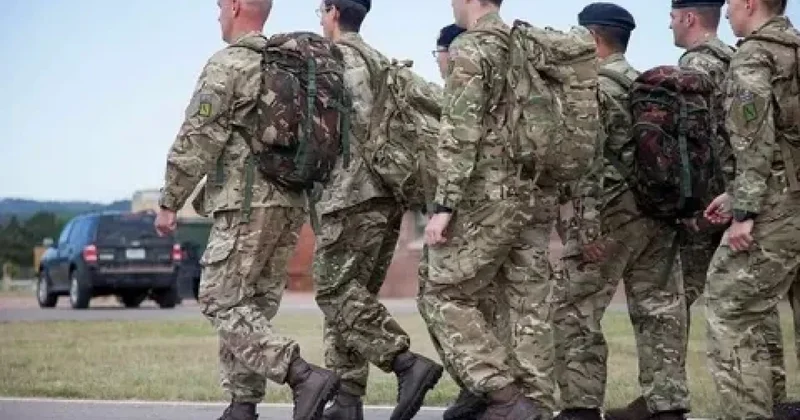 Britaniya dronlarla mübarizə üçün Moldovaya hərbi təlimçilər göndərəcək