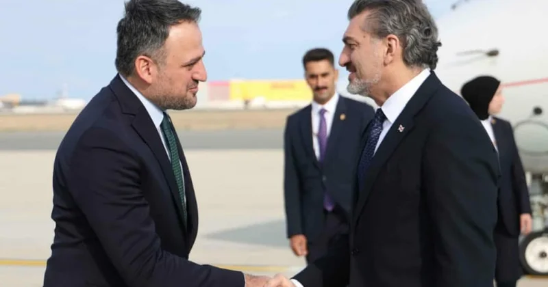 Gürcüstan Prezidenti futbol matçını izləmək üçün Türkiyəyə gedib