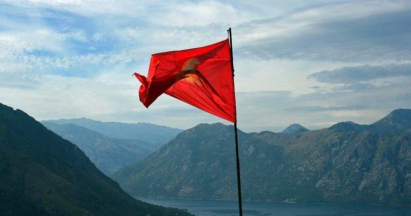 Monteneqro Ermənistan və Özbəkistan üçün vizasız rejimi dayandırdı