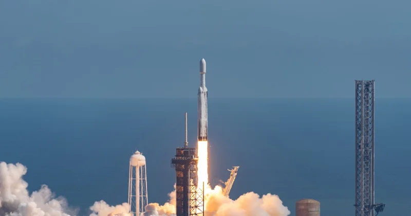 “SpaceX” şirkətinin Ay raketi növbəti sınaq uçuşunu uğurla həyata keçirib