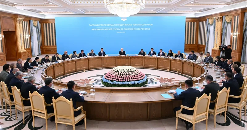 Реформа Парламента затронет около 40 статей Конституции президент Казахстана
