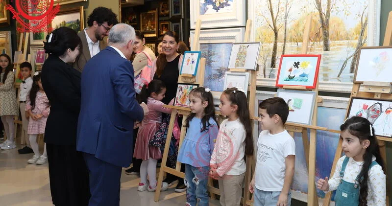 “Xatirə olacaq səhnələr” adlı sərgi açıldı FOTO