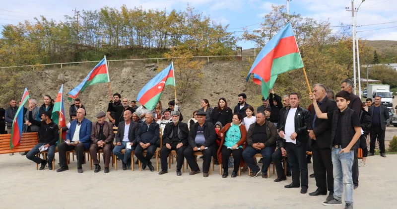 Şuşakəndin sakinlərinə yeni mənzillərin açarları təqdim edildi FOTO