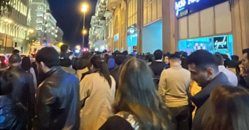 Kartların işləməməsi izdihama səbəb oldu