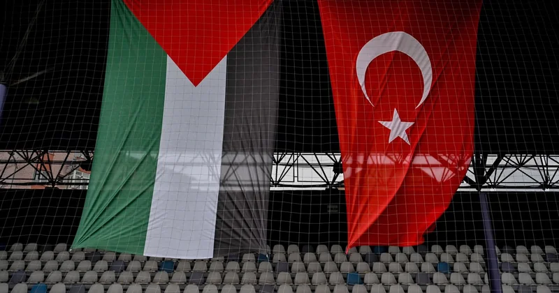 Türkiyə Gürcüstan matçında fələstinli uşaqlar da iştirak edəcək