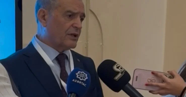 “Türkmənistan guşəsi yeni ədəbiyyat nümunələri ilə təmin ediləcək” Kərim Tahirov