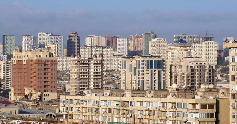 Bakıda bu binalarda mənzillər bahalaşacaq VİDEO
