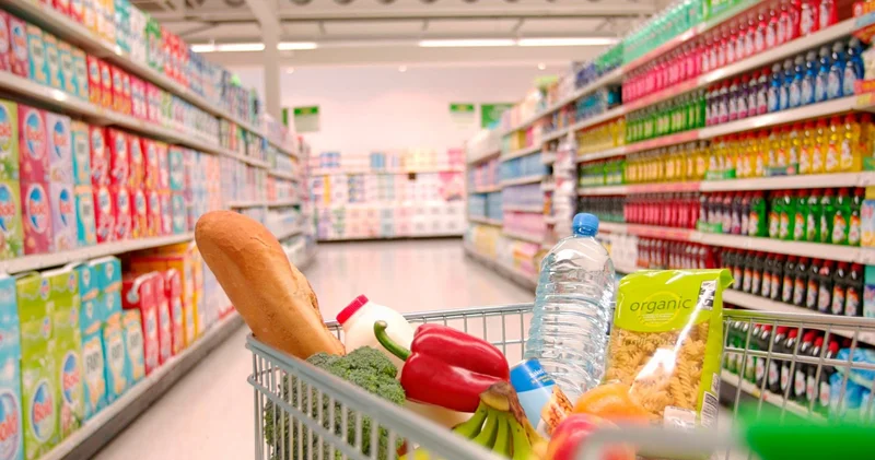 Supermarketlərin qiymət oyunu: fırıldaq, yoxsa məsuliyyətsizlik? EKSPERT AÇIQLADI