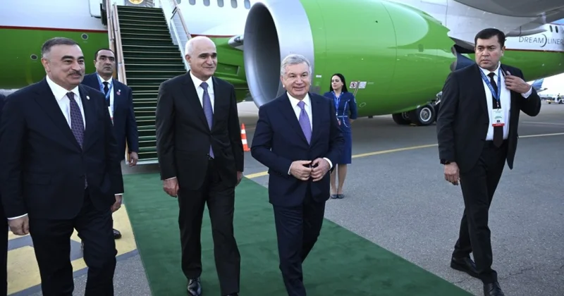 Özbəkistan prezidenti Şavkat Mirziyoyev Bakıya gəlib