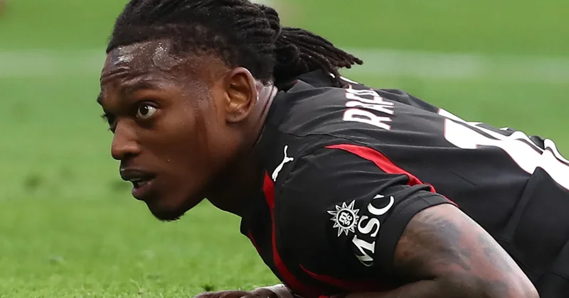 “Milan”ın keçmiş futbolçusu Leaonu sərt tənqid etdi