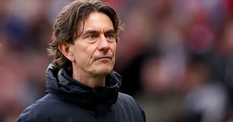 Brentford un sabiq baş məşqçisi London klubunu çalışdıra bilər