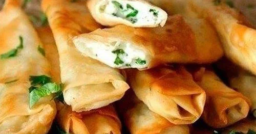 Lavaşdan hazırlanan pendirli çubuqlar