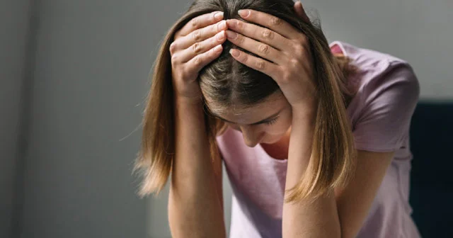 Depressiyaya qapılıbsınızsa, tələsməyin: oxuyun Həkim yazır