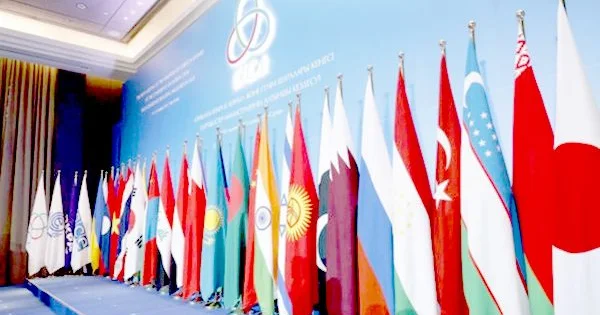 Asiya məkanında fəaliyyət və etimad axtarışı