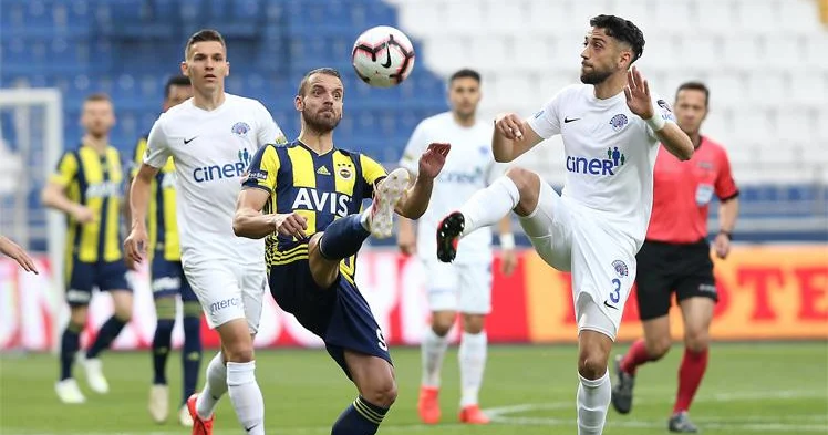 Fənərbağça İngiltərədə DARMADAĞIN OLDU!