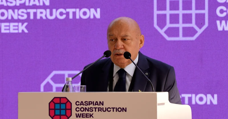 Elbay Qasımzadə: Azərbaycanda şəhərsalma sahəsində mühüm tədbirlər həyata keçirilir