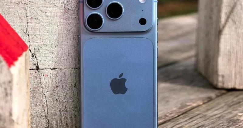 iPhone 18 Pro Max a tələbat keçən ilki səviyyədə qalıb