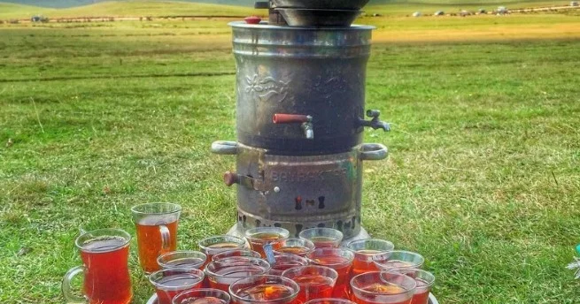 Çay dəmləyərkən bunu etməyi unutmayın