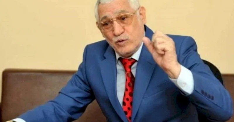 Şeyx Əbdüldən məktəbli geyimi açıqlaması: “Siyasi şounu yığışdırmaq lazımdır”
