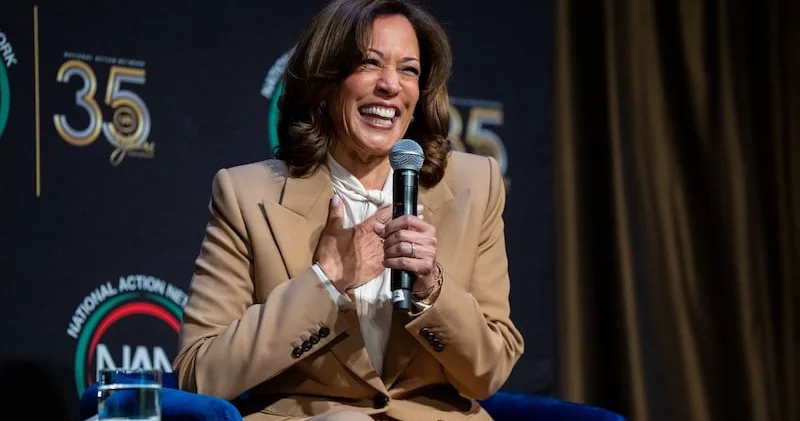Kamala Harris yenidən prezidentliyə namizədliyini irəli sürmək imkanını nəzərdən keçirir
