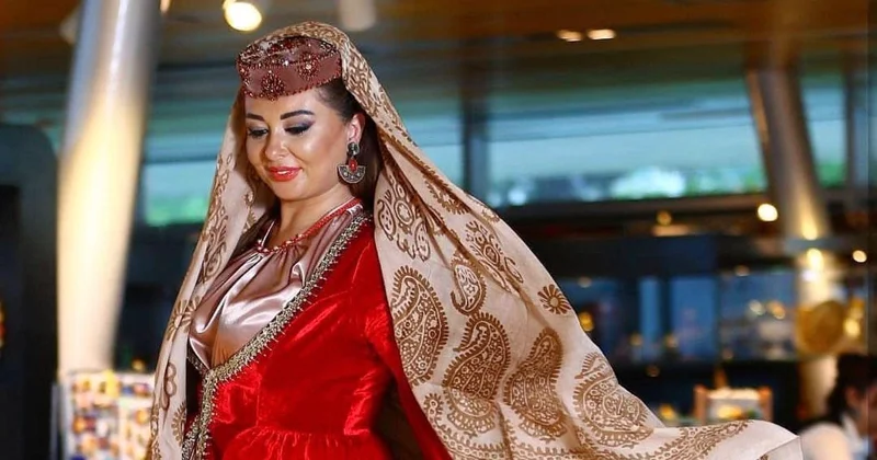 Sevgi etirafı, üzrxahlıq, bəd nəzər Milli geyimimiz kəlağayının tarixi