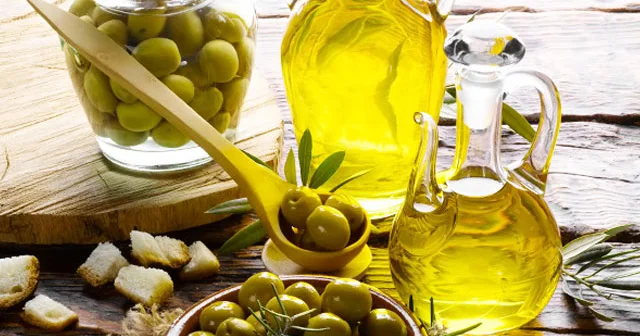 Hər səhər acqarına bir çay qaşığı zeytun yağı içsək... İnanılmaz təsiri