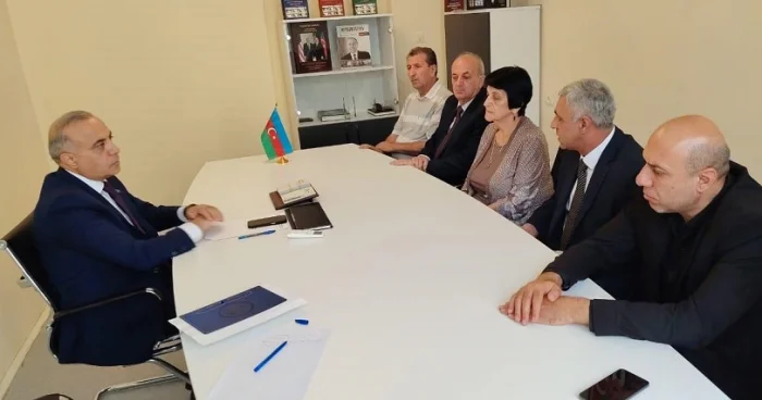 Deputat Azay Quliyev seçiciləri ilə növbəti görüşünü keçirib.