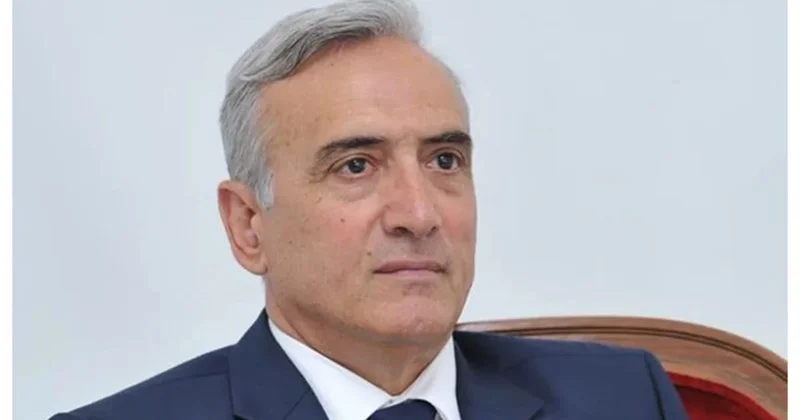 Hicab məsələsi süni şəkildə gündəmə gətirilir Professor