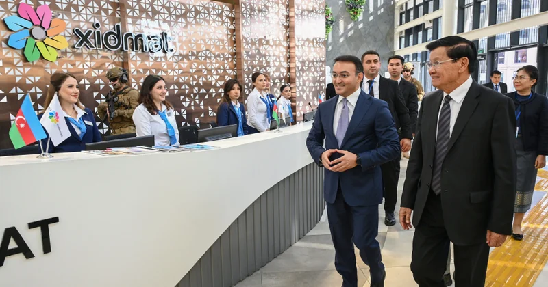 Laos Prezidenti “ASAN xidmət” mərkəzinin fəaliyyəti ilə tanış olub