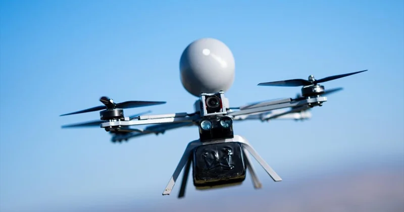 Türkiyə süni intellektlə idarə olunan kamikadze dronlarını sınaqdan keçirdi VİDEO