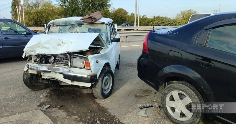 Пять человек пострадали в ДТП на автомагистрали Баку Газах ФОТО ВИДЕО