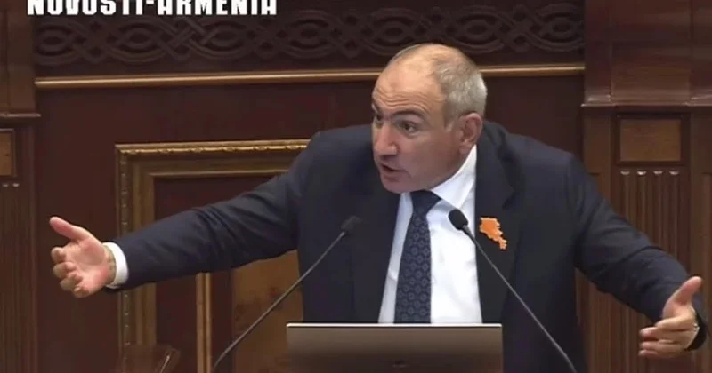 Paşinyan Ermənistan və Azərbaycan arasında sülh müqaviləsi imzalanıb ratifikasiya edildikdən sonra sülhün necə olacağına dair öz baxışını təqdim edib