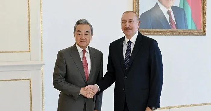 İlham Əliyev Çinin XİN rəhbəri ilə görüşdü