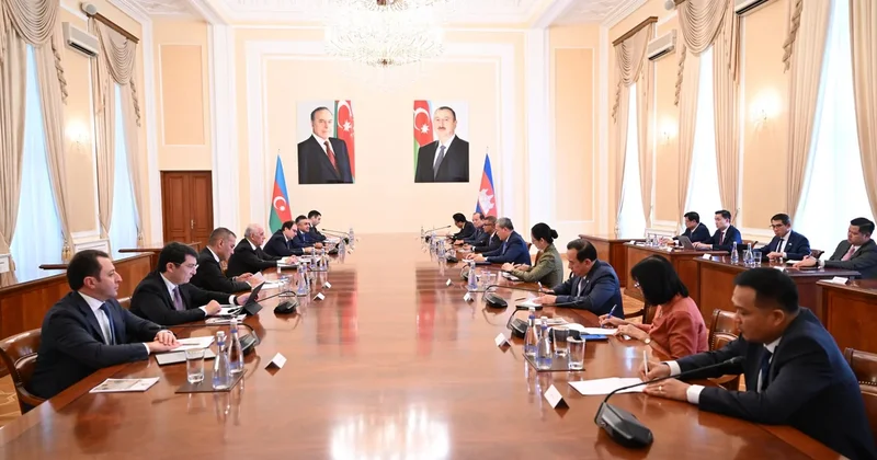 Azərbaycan və Kamboca baş nazirləri ikitərəfli əlaqələri müzakirə ediblər
