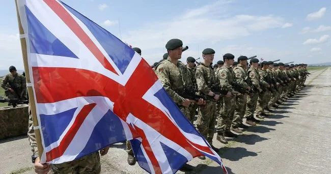 Britaniya Argentina ilə müharibəyə fəal şəkildə hazırlaşır