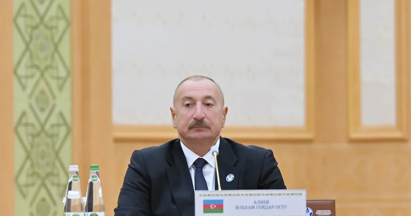 İlham Əliyev: Horadiz Ağbənd dəmir yolu xətti strateji əhəmiyyət daşıyır