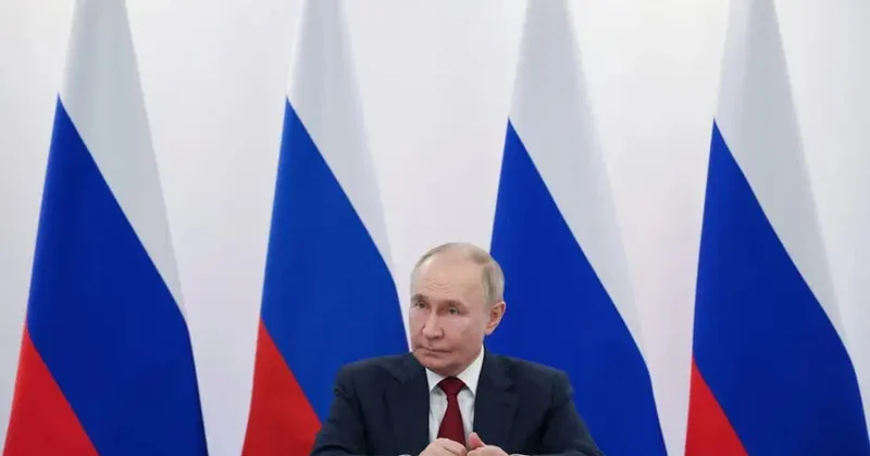 Putin BƏƏ prezidenti ilə dizel məsələsini müzakirə etdi
