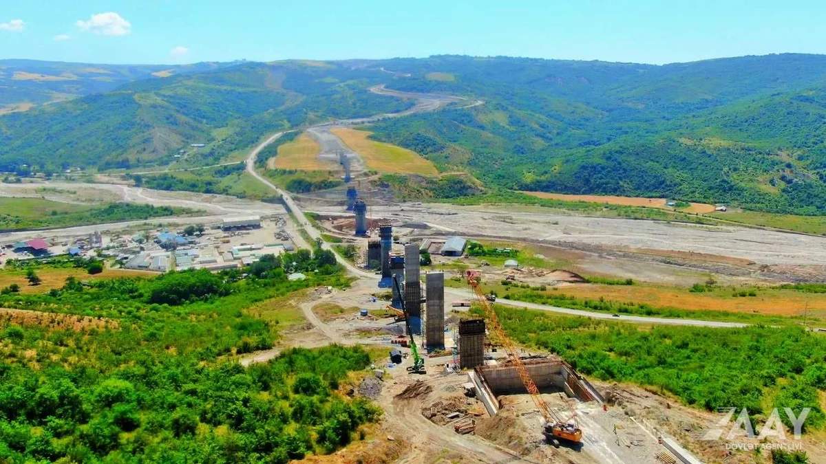 Azərbaycanda tikilən ən uzun asma körpüdən YENİ GÖRÜNTÜ