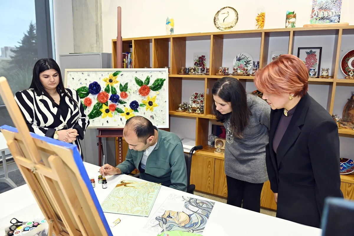 Özbəkistandan gələn nümayəndə heyəti DOST İnklüziv İnkişaf və Yaradıcılıq Mərkəzinin qonağı olub